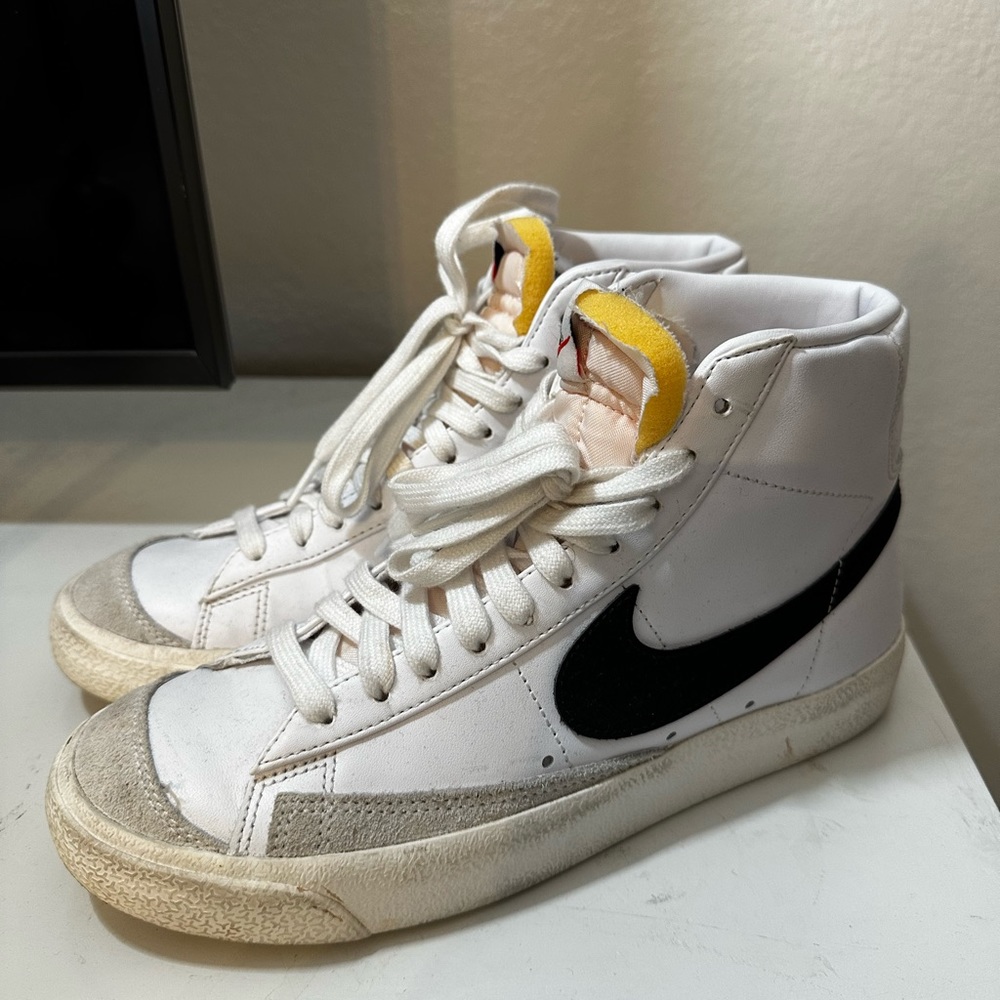 Nike Blazer Mid '77